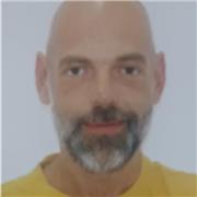 Soy arquitecto y licenciado en bellas artes. Preferentemente doy clases de Dibujo técnico a nivel bachillerato y universidad.